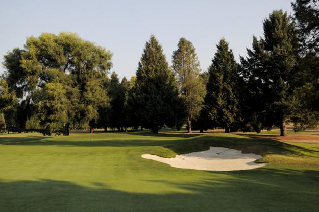 hole photo